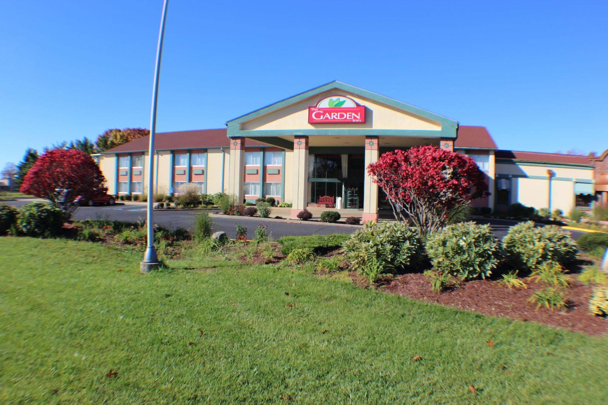 The Garden Inn Elkhart Exterior foto